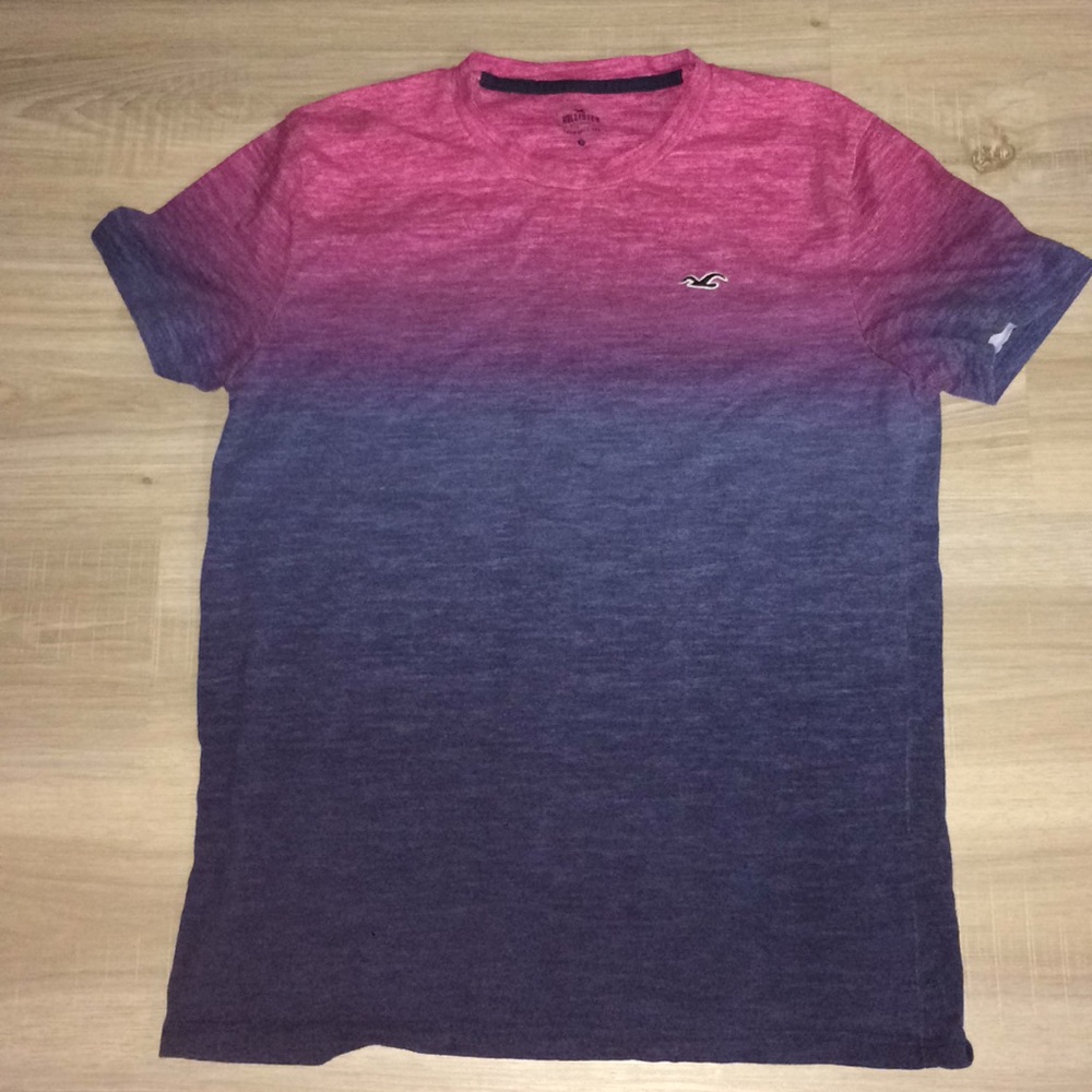 Basic pink n blue Hollister tee